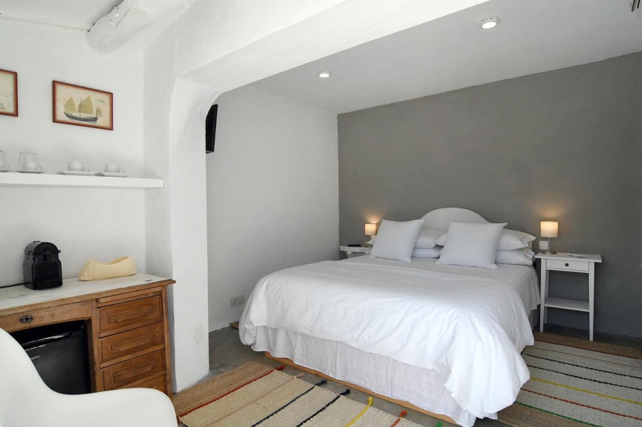 Le Rondini Bed & Breakfast Montrás Екстериор снимка