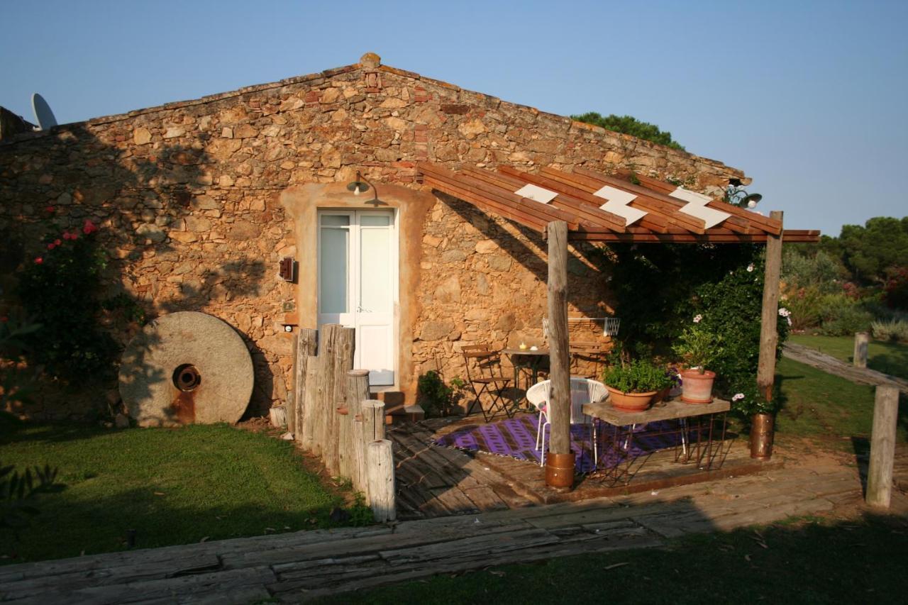 Le Rondini Bed & Breakfast Montrás Екстериор снимка