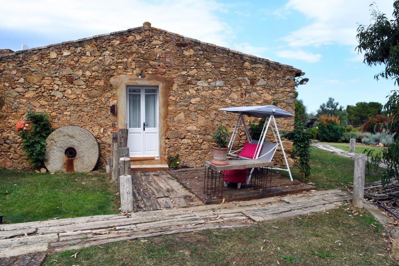 Le Rondini Bed & Breakfast Montrás Екстериор снимка