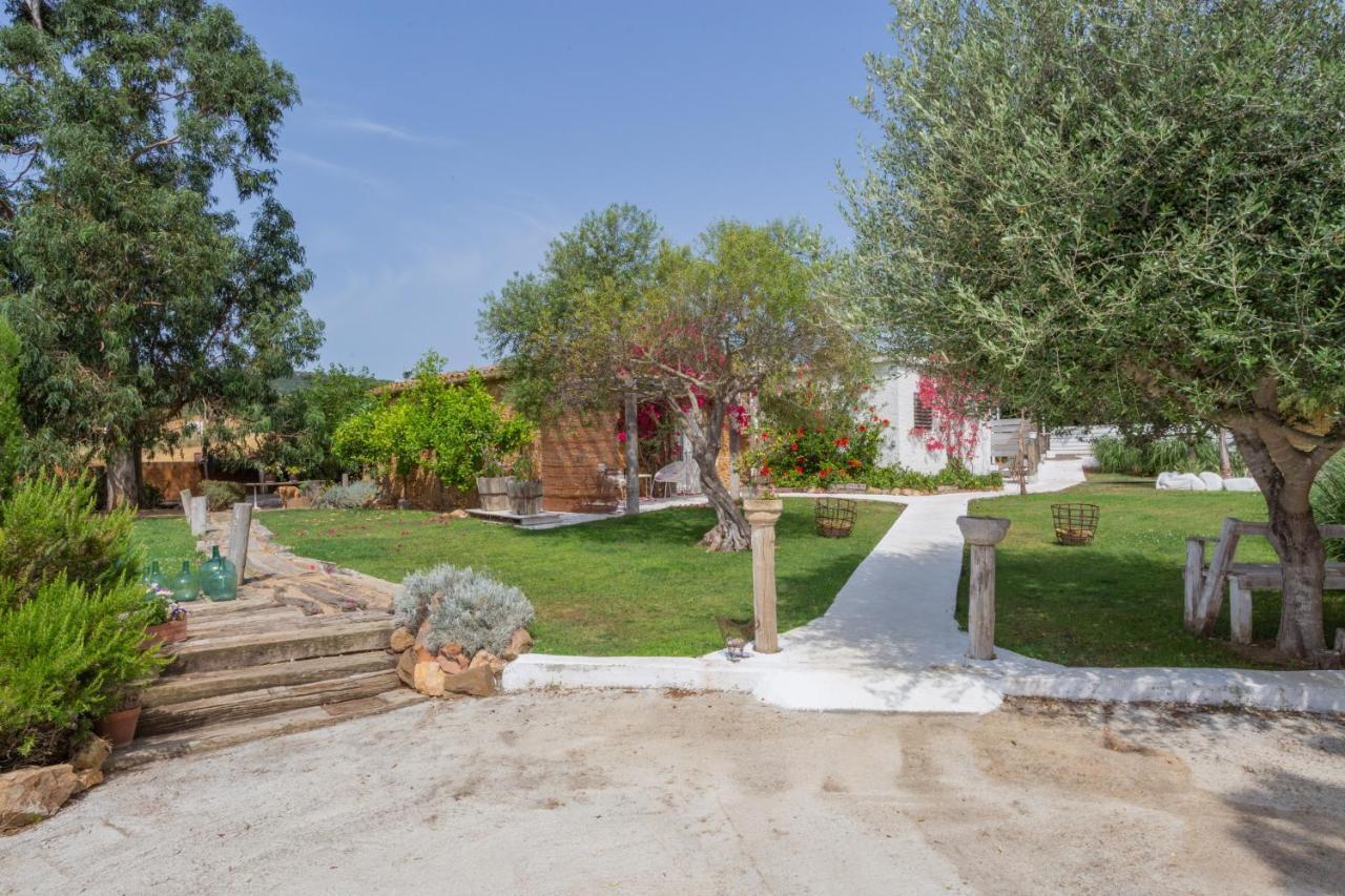 Le Rondini Bed & Breakfast Montrás Екстериор снимка